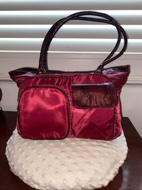 Vintage Elegant Red Women's Tote Bag